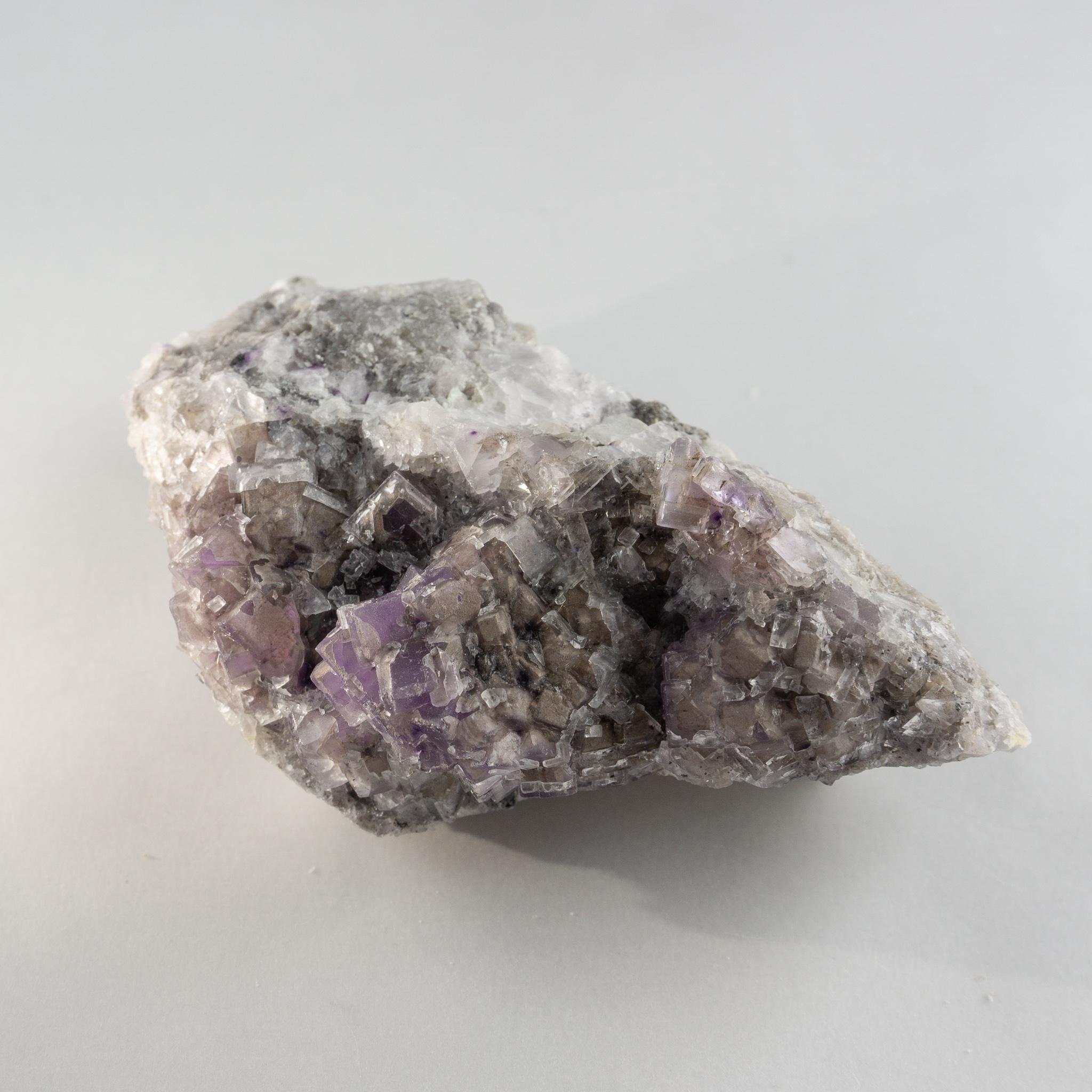 Fluorite, Mandello del Lario | 10,1X5,5X4 cm 0,263 kg