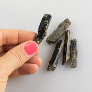 Grezzo Aegirina | Lunghezza bacchetta 4-5 cm