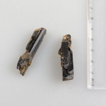 Grezzo Aegirina | Lunghezza bacchetta 4-5 cm