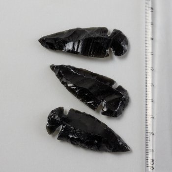 Punta di freccia in Ossidiana nera grezza | Pietra 5-6 cm