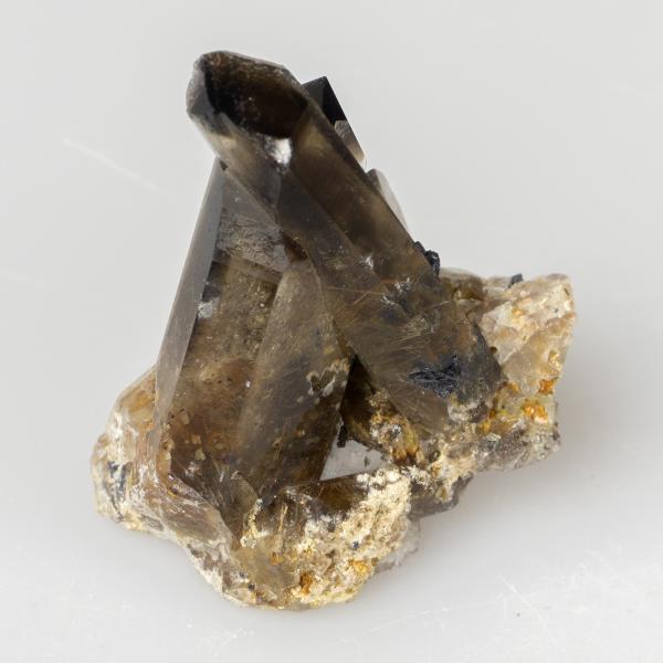 Cristalli di Quarzo fumé su Ortoclasio e Aegirina | 4X3,5X5,5 cm 0,045 kg