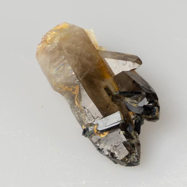 Drusa di Quarzo fumé su Ortoclasio e Aegirina | 5,9X3X2,5 cm 0,030 kg