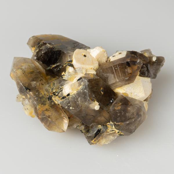 Drusa di Quarzo fumé su Ortoclasio e Aegirina | 8,5X7X4,5 cm 0,190 kg