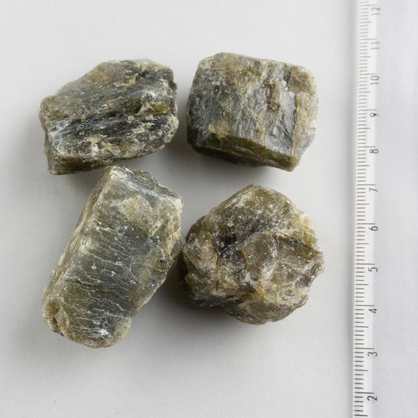 Grezzo Labradorite | Dimensioni varie : pietre circa 3-5 cm 0,035 kg