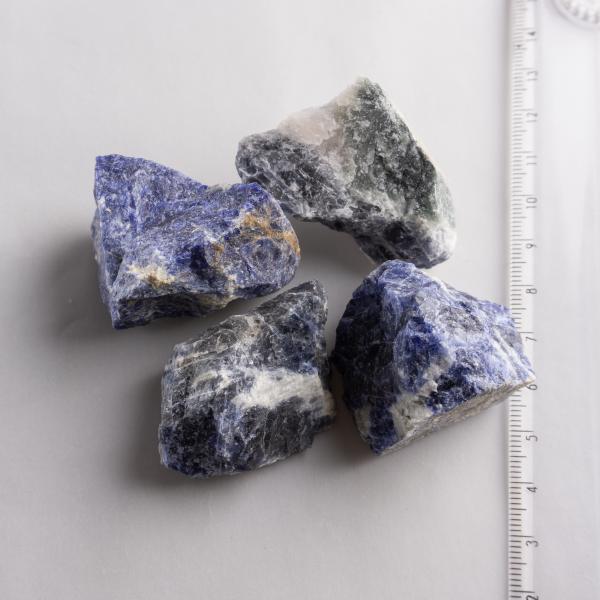 Grezzo Sodalite | Dimensioni varie : pietre circa 3-6 cm 0,030 kg