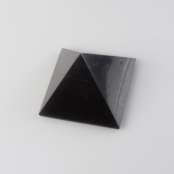 Piramide di Shungite | 4 cm