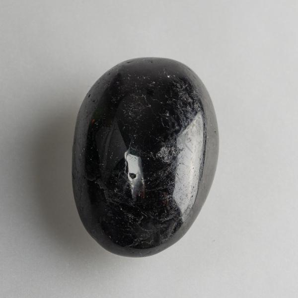 Pebble Tormalina nera | Dimensioni varie : pietre circa 5-6 cm 0,120 kg