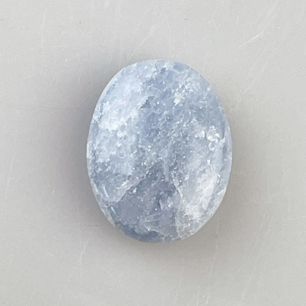 Burattato Calcite azzurra, Forma Lens, Amuleto | 3 x 2,5 x 1 cm