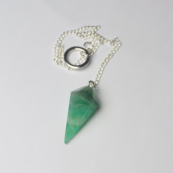 Pendolo di Fluorite verde | pietra 3 - 3,5 cm, catenina 24 cm