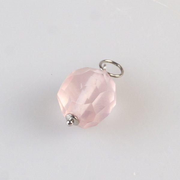 Ciondolo con Quarzo rosa sfaccettato | 2 x 1 cm