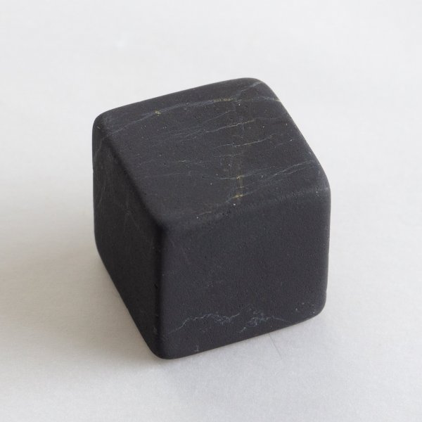 Cubo non lucidato di Shungite | 2 cm